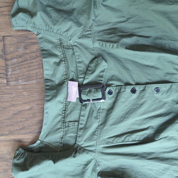 Off the Shoulder Blouse - Picture 2 of 9